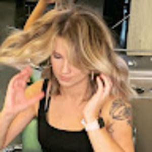 Meet your Posher, Alicia